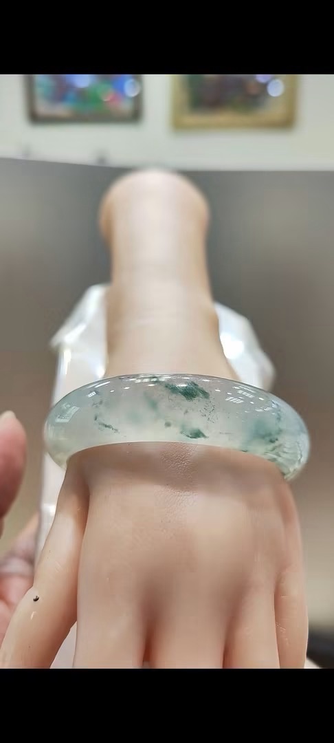 img_5474-2 ✨ 頂級木拿放光玻璃種飄花正圈手鐲💚 天然緬甸玉A貨