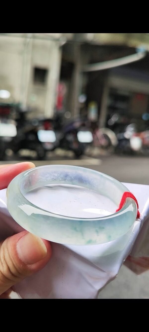 img_5614 ✨ 頂級木拿放光玻璃種三彩正圈手鐲
💚 天然緬甸玉A貨