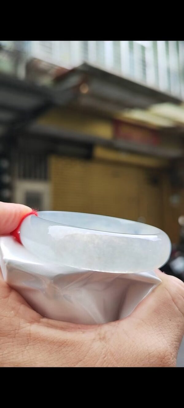 img_5649-2 ✨ 木拿寬版放光玻璃種正圈手鐲
💚 天然緬甸玉A貨