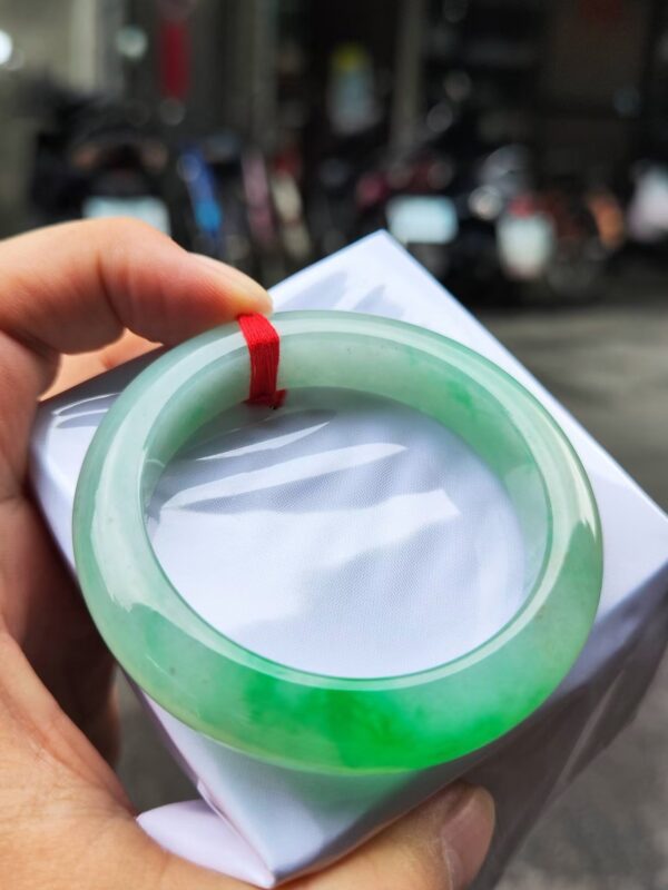 ✨ 芙蓉種飄陽綠正圈厚庄手鐲💚 天然緬甸玉A貨