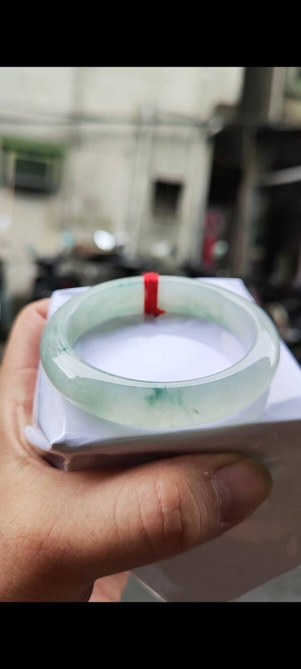 冰種飄綠花正圈手鐲💚 天然緬甸玉A貨