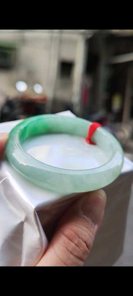 ✨ 飄正色陽綠正圈手鐲💚 天然緬甸玉A貨