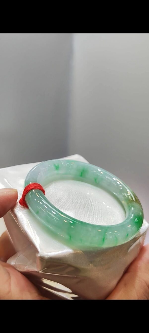 ✨冰種三彩圓骨正圈手鐲💚 天然緬甸玉A貨